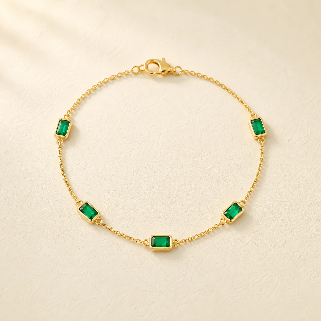 Elan Emerald Line Bracelet from the Maison Burford collection